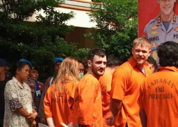 Polisi Ringkus 3 WNA Inggris Selundupkan Kokain di Bali