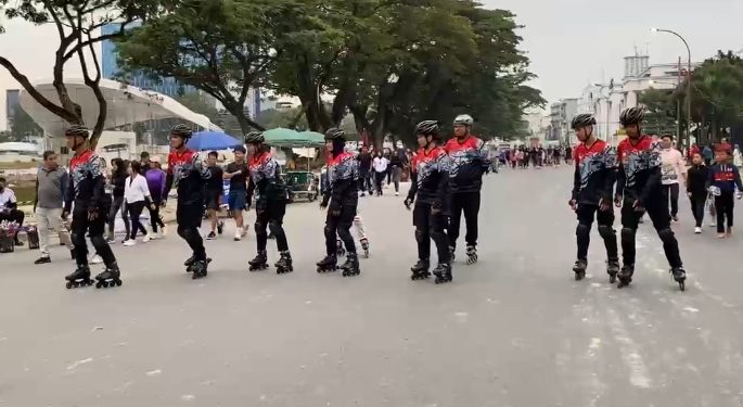 Amankan CFD, Tim Sepatu Roda Samapta Polrestabes Medan gelar Patroli