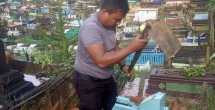 Polisi Penggali Kubur Kandidat Penerima Hoegeng Award 2025