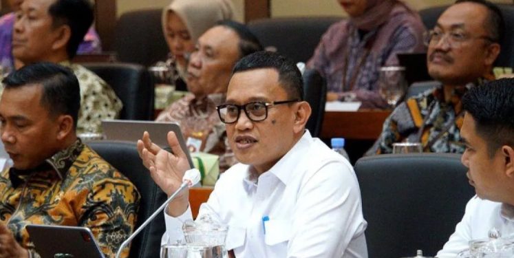 Tantangan Nasionalisme Tengah Ajakan #KaburAjaDulu