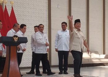 Prabowo Instruksikan Penurunan Tarif Tol dan Harga Tiket Pesawat