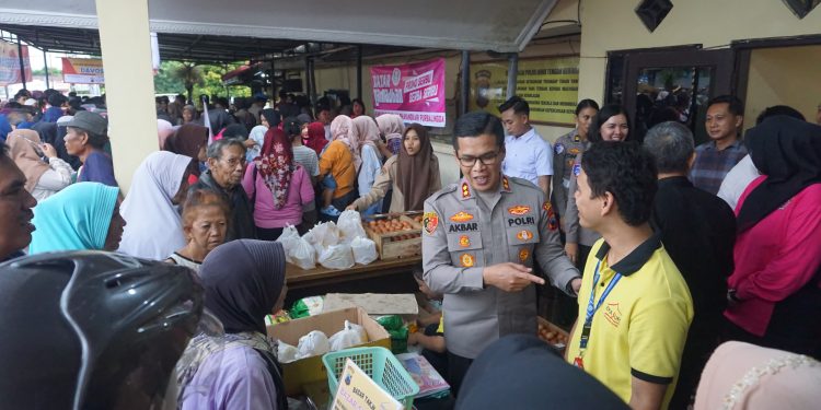 Polres PurbaIingga Gelar Takjil Serba Seribu untuk Masyarakat