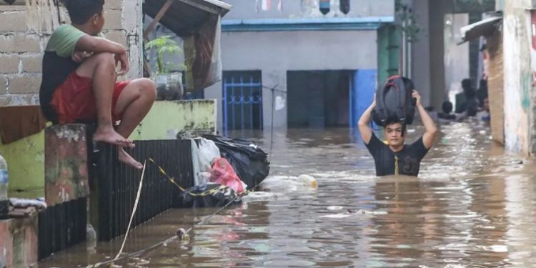Banjir 4 Kelurahan di Jaksel, Ketinggian Air 230 Sentimeter