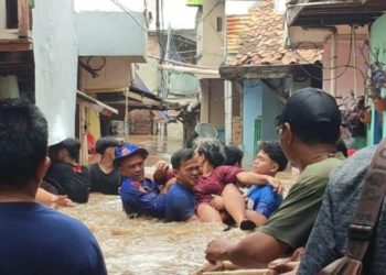 Ketinggian Air di Kebon Pala Mencapai 3 Meter