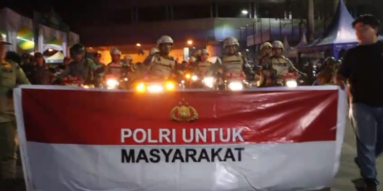 Kapolrestabes Medan Lepas Patroli Motor Satgas Anti Tawuran di Medan Baru