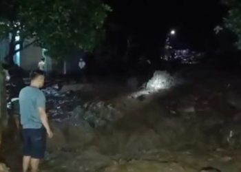 Bondowoso Diterjang Banjir Bandang, Rumah Rusak & Jembatan Antar Dusun Putus