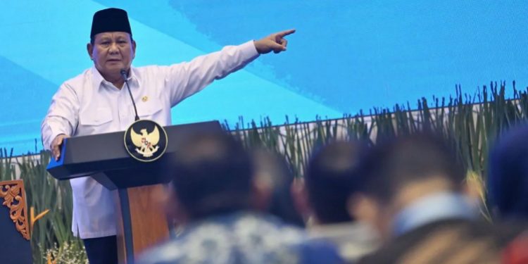 Biar Jera, Prabowo akan Bangun Penjara bagi Koruptor di Pulau Terpencil