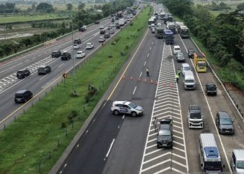 Korlantas Berlakukan One Way dari KM 70 Cikampek hingga KM 188Tol Cipali