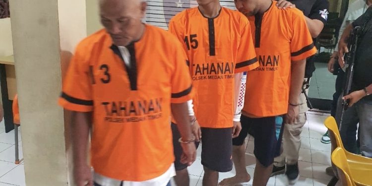 Kesal tak Dipinjamin Piring, Tukang Parkir Keroyok Pegawai Warkop di Medan Timur