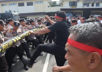 Polrestabes Medan Gelar Simulasi Pengendalian Massa Jelang May Day