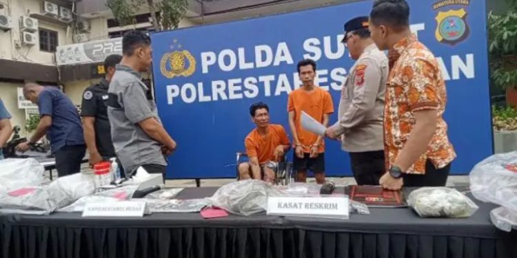 Dikabarkan Hilang, Polisi Ungkap Driver Online Dibunuh Ayah & Anak