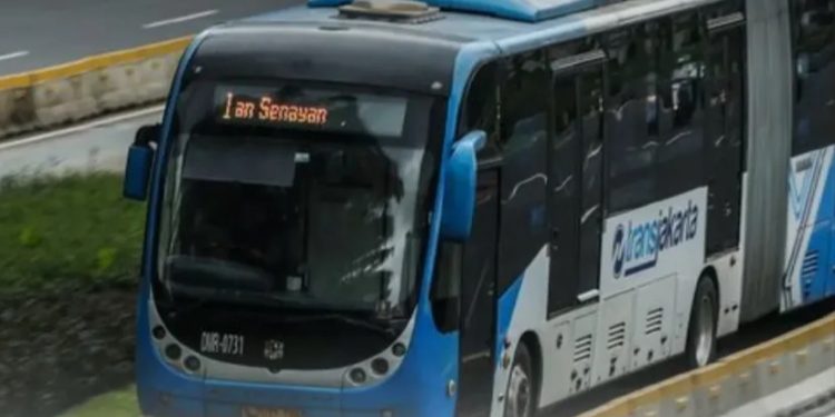Hari Kartini, Penumpang Perempuan Gratis Naik TransJakarta