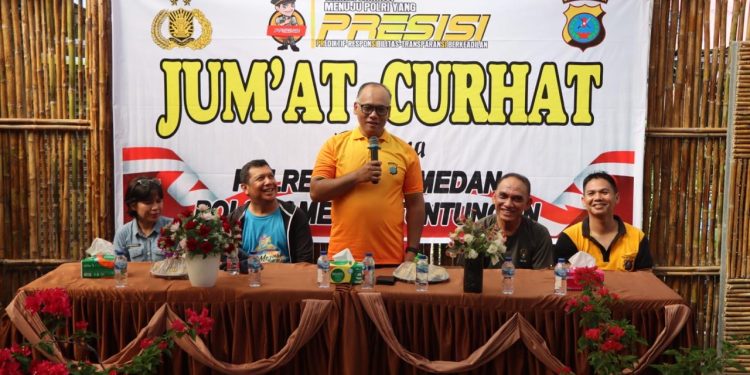 Jumat Curhat, Kombes Gidion Dengarkan Keluhan Warga Tuntungan
