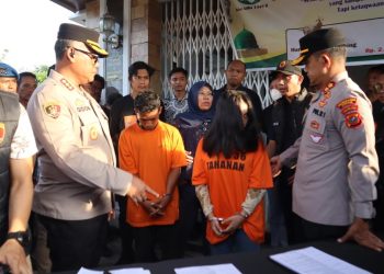 Polisi Tangkap Abang Adik Pengirim Paket Berisi Mayat Bayi