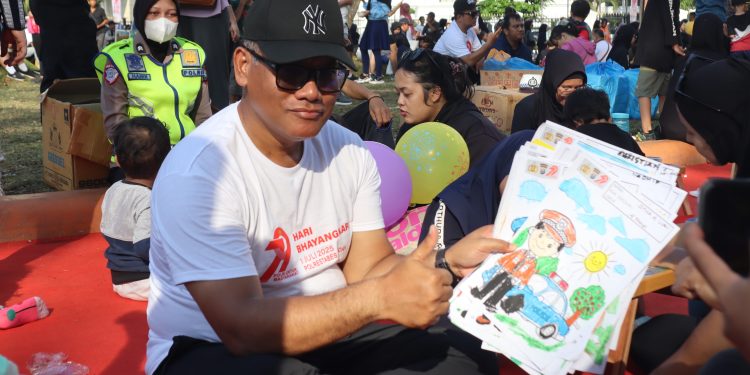 Meriahnya Semarak Pelayanan Polri di CFD Medan