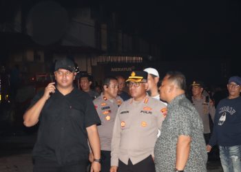 Tinjau Kebakaran di Cahaya Mas, Kapolrestabes Medan Minta Anggota Berjaga
