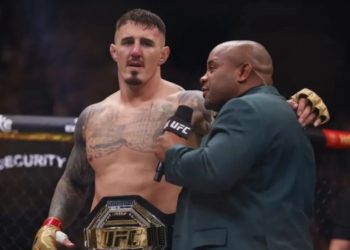 Tom Aspinall Juara Baru Kelas Berat