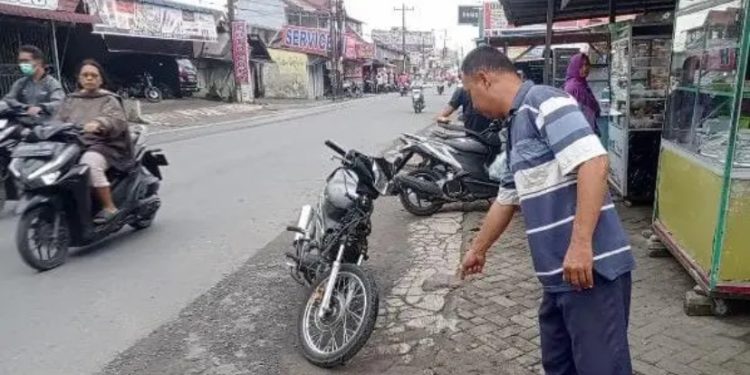 Diduga Berkelahi dengan 1 Keluarga, Agung Tewas di Lokasi