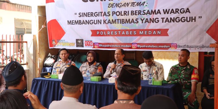 Polrestabes Medan gelar Jumat Curhat di Medan Helvetia
