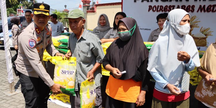 Gerakan Pangan Murah, Polrestabes Medan Jual 2,7 ton Beras di Patumbak