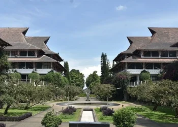 Demi Keamanan, ITB Berlakukan Kuliah Daring
