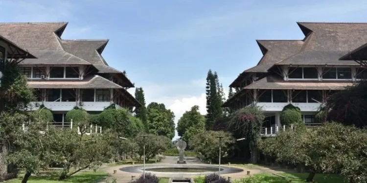Demi Keamanan, ITB Berlakukan Kuliah Daring