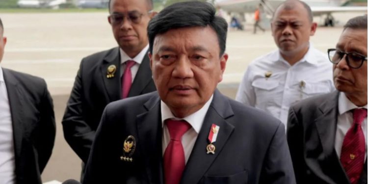 Menko Polkam akan Tindak Pembuka Lahan dengan Cara Membakar Hutan