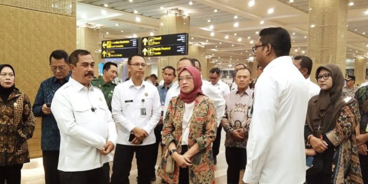 MenPAN RB Pastikan Layanan Imigrasi All Indonesia di Bali Berjalan Inklusif