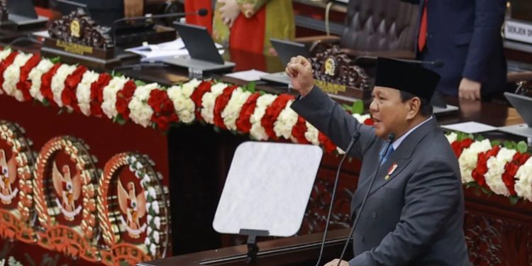 Aneh, Presiden: Indonesia Produksi Sawit Terbesar Dunia tapi Minyak Goreng Langka