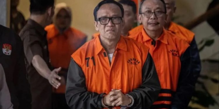 Geledah Rumah Immanuel Ebenezer, KPK Sita Mobil Alphard