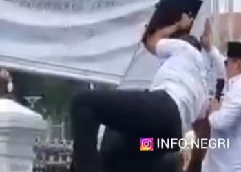 Demo Lengserkan Bupati Pati Ricuh