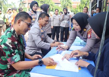 Hari Jadi ke-77, Polwan Polres Metro Depok Gelar Donor Darah