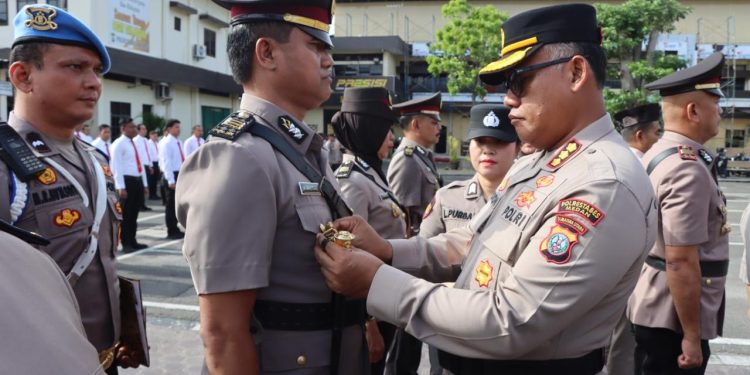 Kombes Gidion Pimpin Sertijab Kabag SDM dan Kapolsek Tembung serta Lantik Pejabat Baru