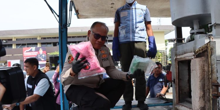 Polrestabes Medan Musnahkan Sabu Seberat 20Kg & 59.750 butir Pil Ekstasi