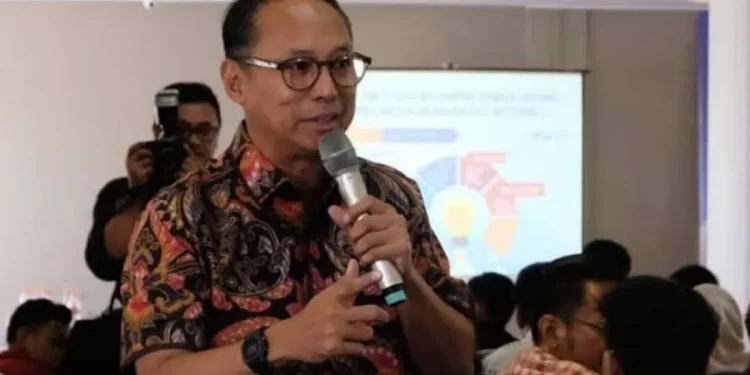 Soal TNI Lapor Ferry Irwandi, DPR: Masih Banyak yang Lebih Urgent untuk Ditindak