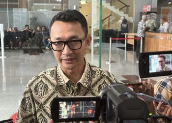 KPK Geledah Rumah Gubernur Kalbar