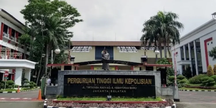 Penguatan Preemptif & Preventif Melalui Revitalisasi AI di STIK Menuju Polri Presisi