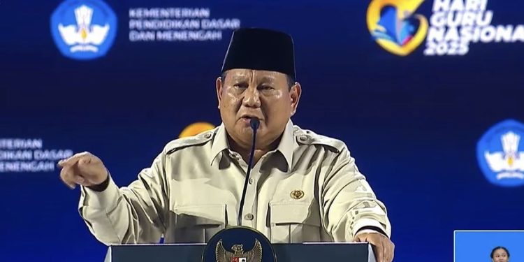 Semangati Guru, Prabowo: Tegas Hadapi Murid Kurang Ajar!