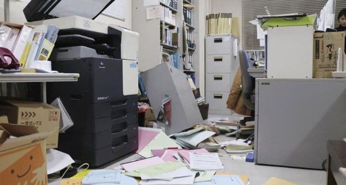 Jepang Digoyang Gempa Magnitudo 7,5