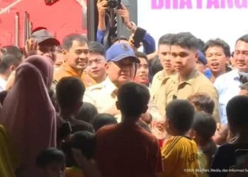 Kunjungi Posko Pengungsian, Prabowo: Saya Minta Maaf