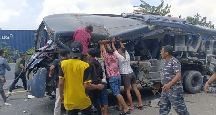 Bus TNI Kecelakaan di Tol Belmera, 12 Tentara Terluka