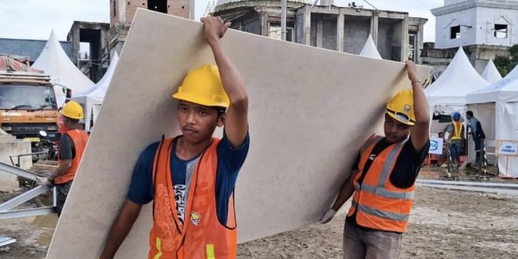 Pemerintah Bangun 1.050 Hunian Sementara bagi Korban Bencana