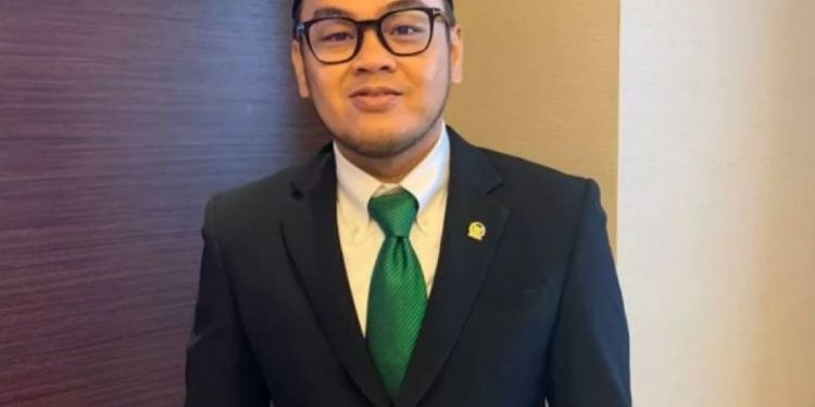 Komisi III DPR: Putusan MK 114/PUU-XXIII/2025 Bukan Larangan Mutlak Penugasan Polri