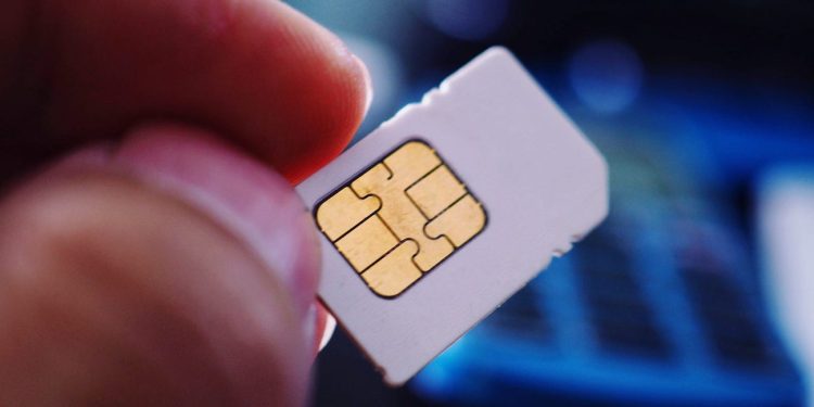 Komdigi Perketat Registrasi SIM untuk Menyempitkan Ruang Penipuan Digital