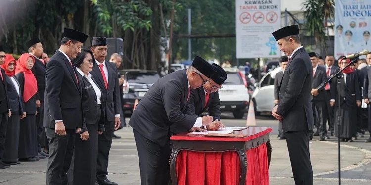 Dedie–Jenal Rombak 245 Pejabat Pemkot Bogor Jelang Setahun Kepemimpinan