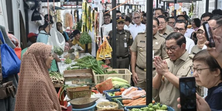 Pramono Imbau Warga Jakarta Tak Panik Belanja Jelang Imlek dan Lebaran