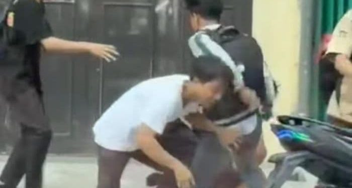 Pelajar Dianiaya, Ponsel Raib di Kawasan MMTC Medan