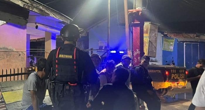 Cegah Gangguan Kamtibmas, Brimob & Polres Belawan gelar Patroli Subuh