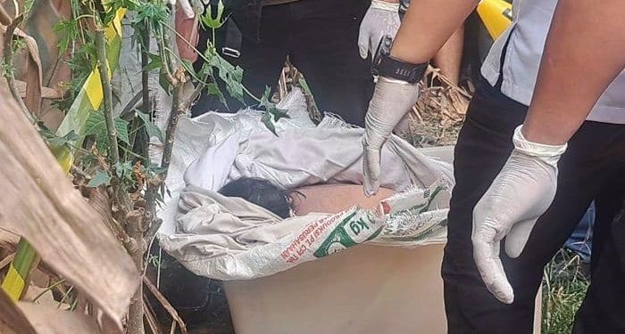 Mayat Perempuan dalam Kontainer Putih