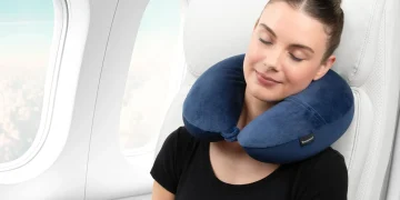 Pasti ada yang Penasaran, Ini Manfaat Bantal Leher untuk Mudik